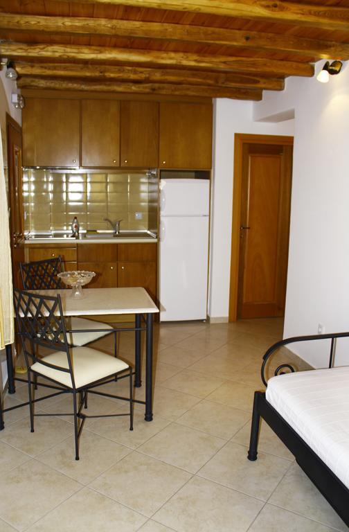 Alisachni Apartman Livádi Kültér fotó
