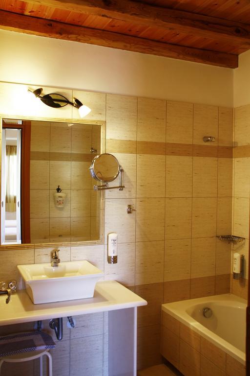 Alisachni Apartman Livádi Kültér fotó